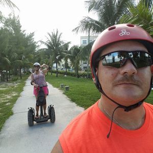 Meet your Posher, Ronald